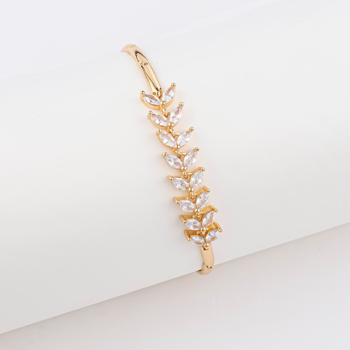 18K Gold-plated Butterfly Clover Copper Women's Bracelet